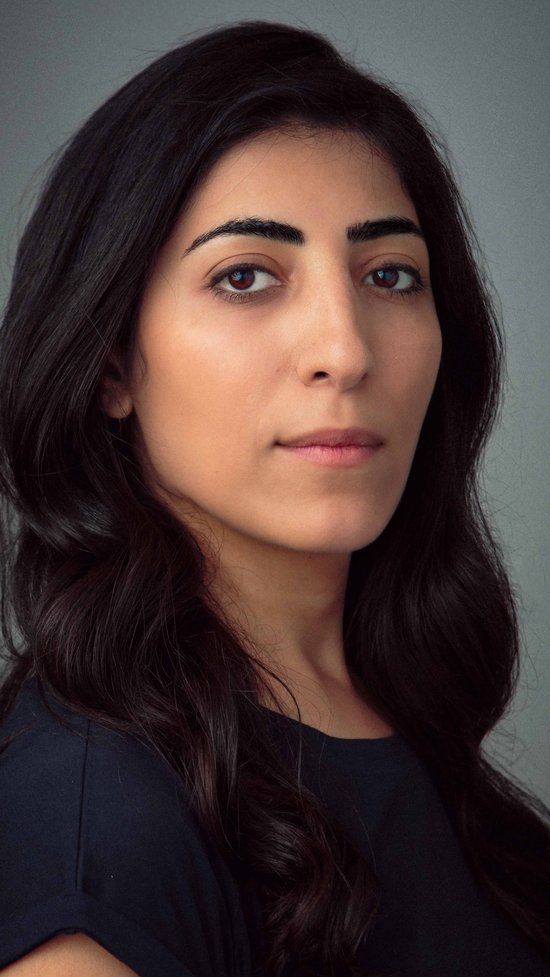 Sara
Amini